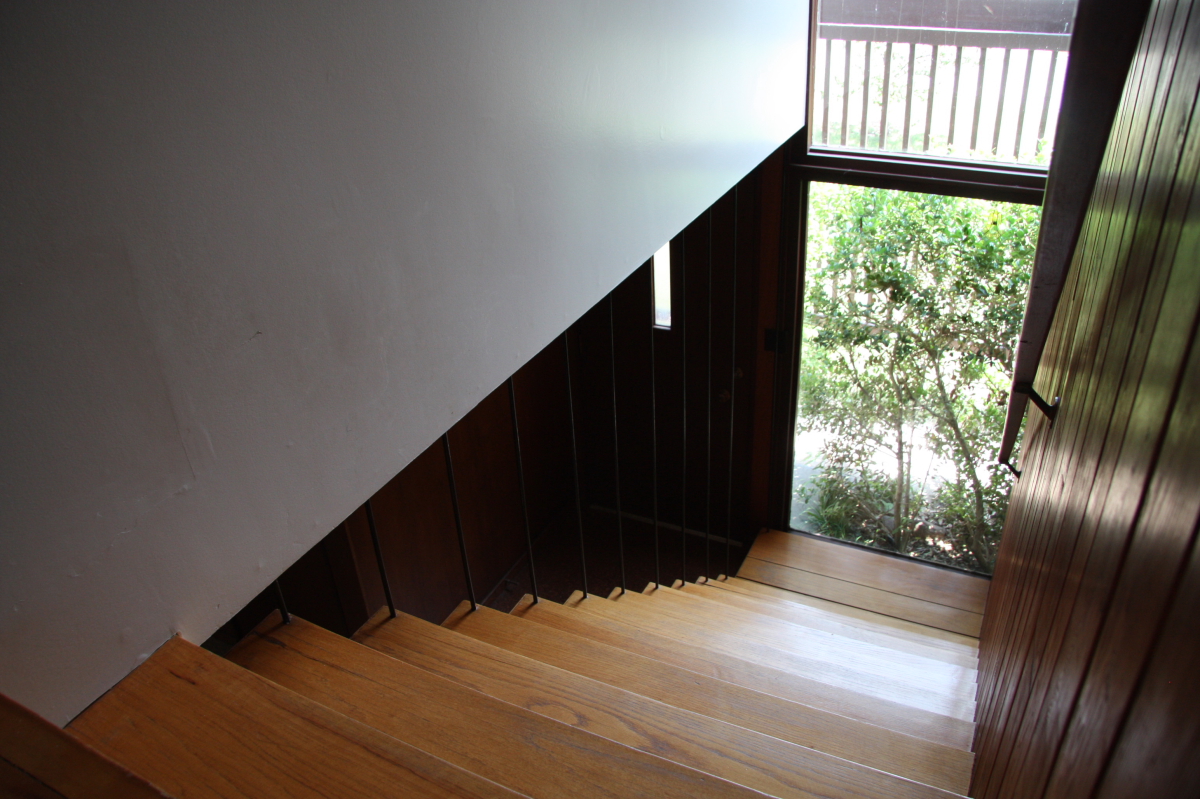Stairway viewed from 2nd floor
