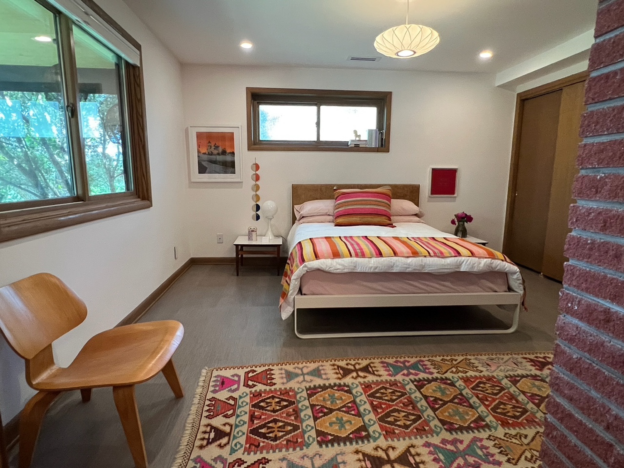Downstairs guest bedroom. Photo by Terri Harper