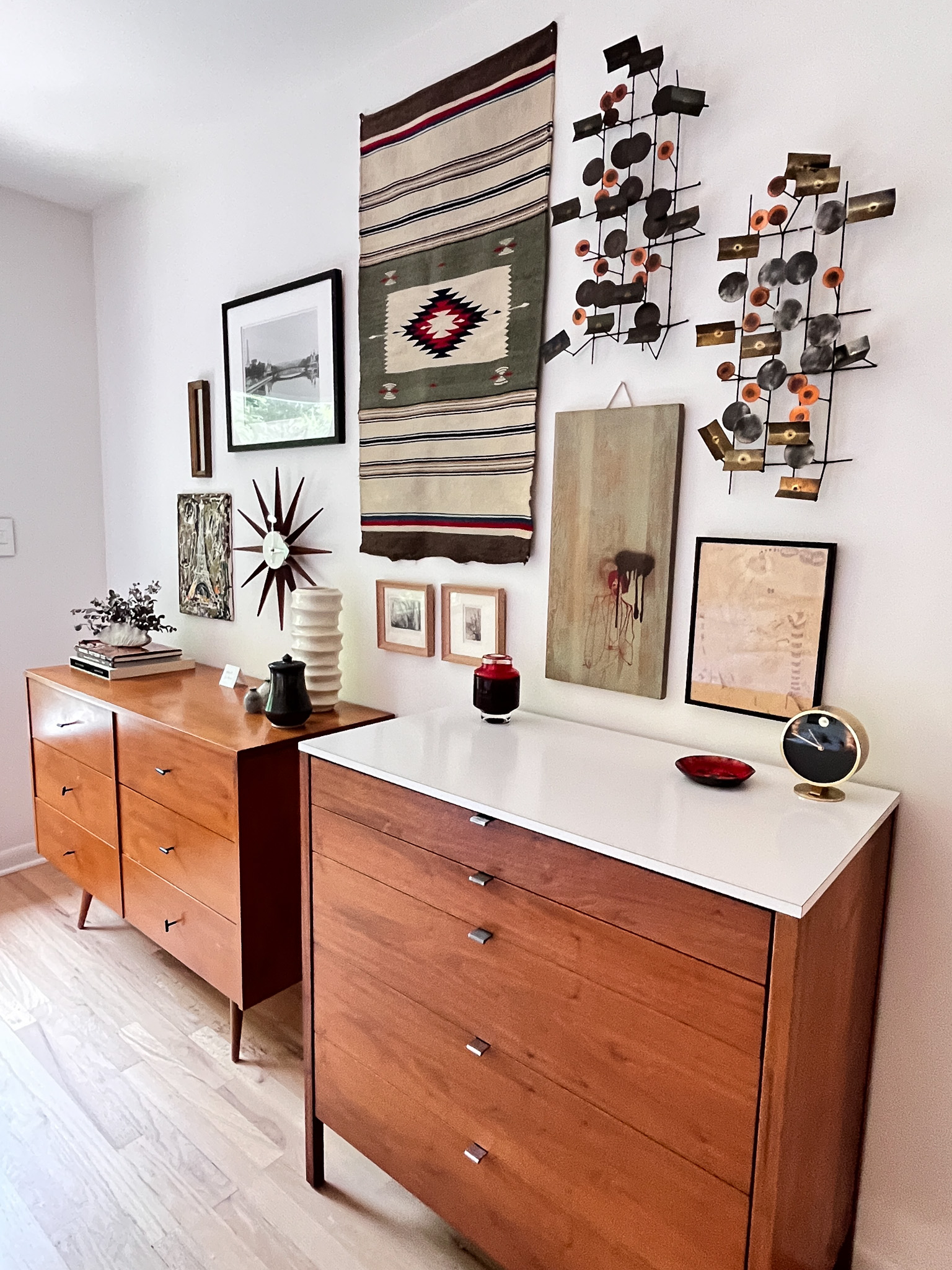Bedroom drawers. Photo by Akiko Takeyama
